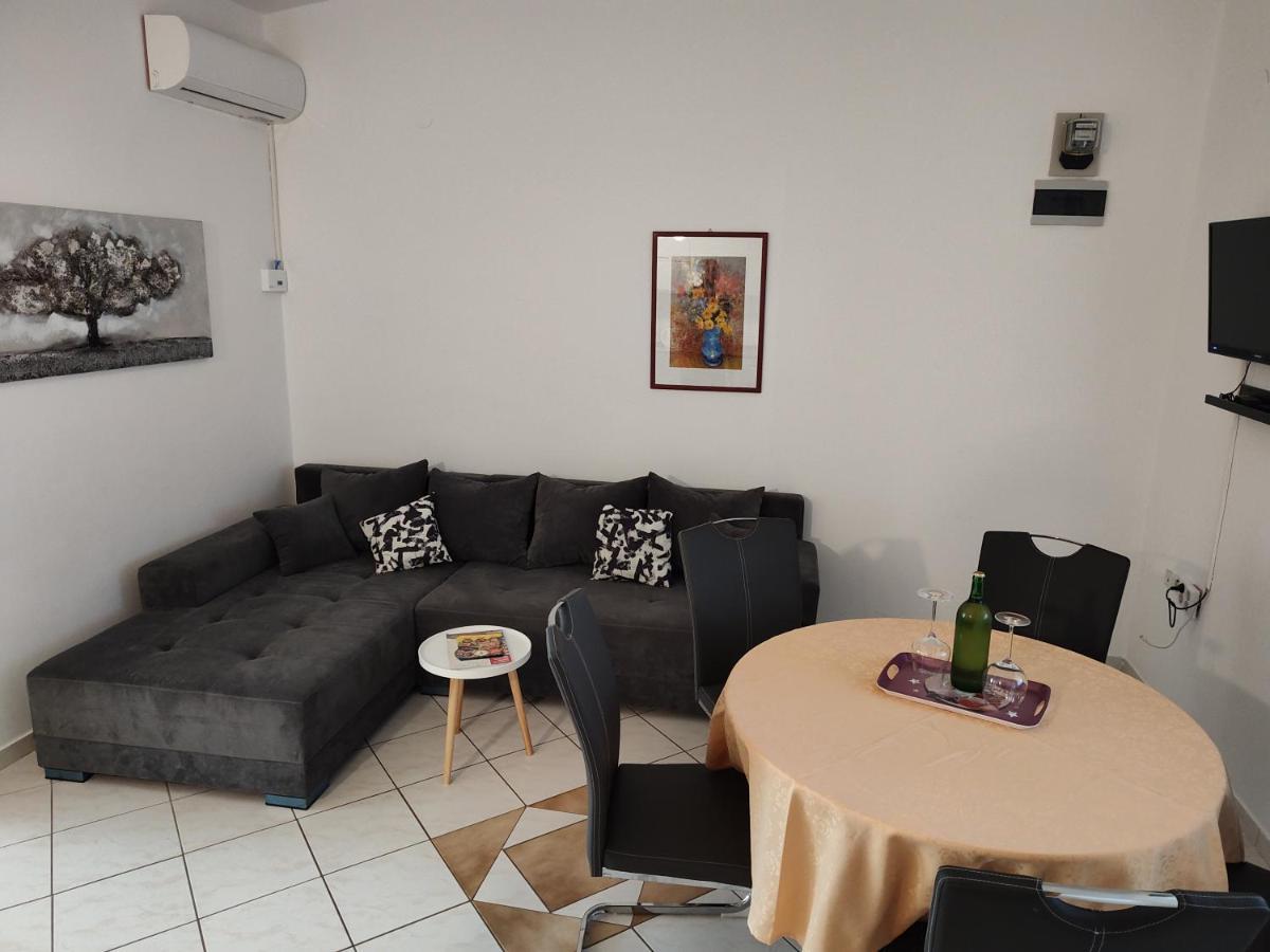 Edith'S Olive Garden Vir Zewnętrze zdjęcie